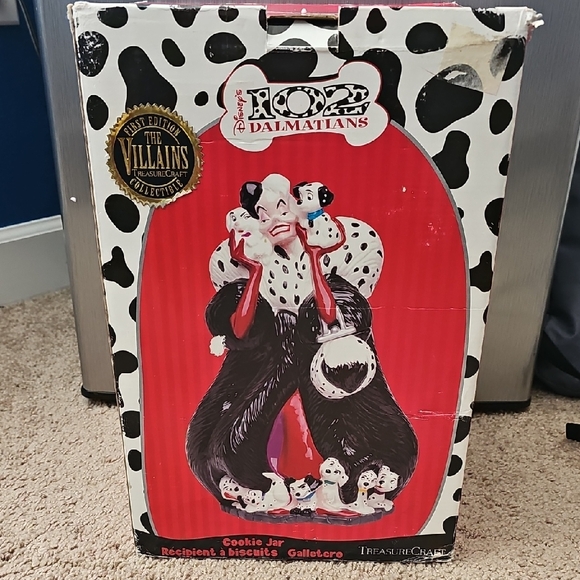 Disney 102 Dalmatians Villains Costume in Red and White